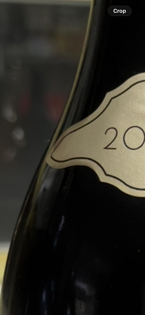 2022 Guilbert Gillet Savigny-les-Beaune Aux Petits Liards (Label damage, wine drop at the year label)